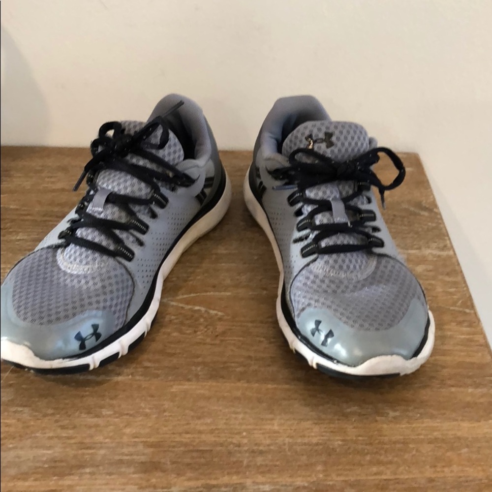 Under armour tennis shoes